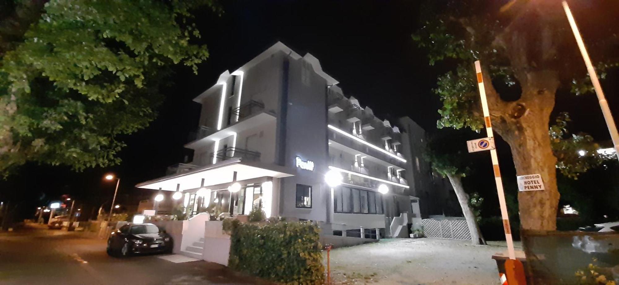 רימיני Hotel Penny מראה חיצוני תמונה